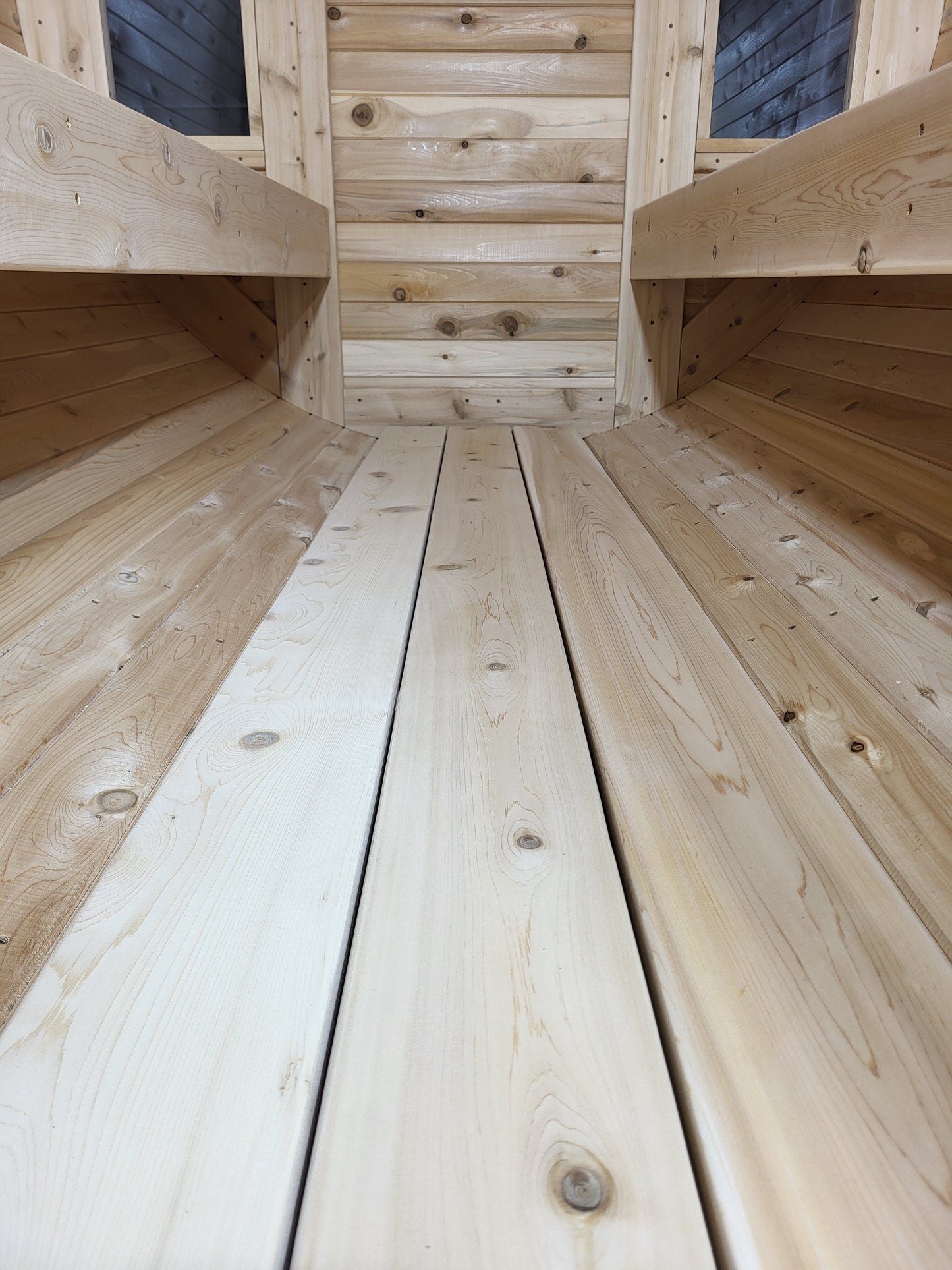 Flat floor