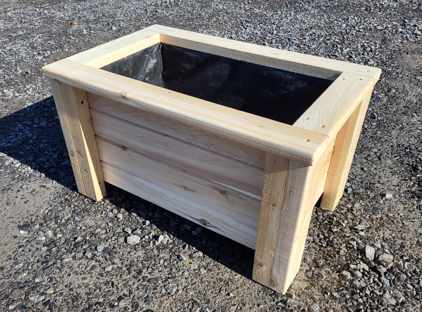 Planter box