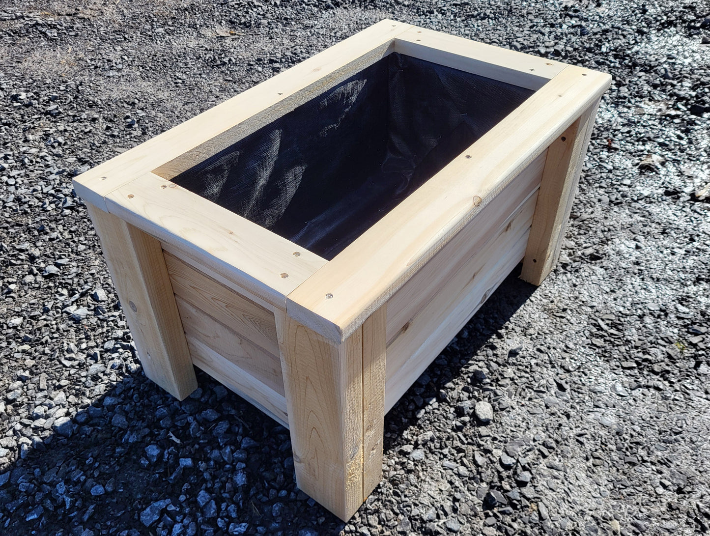 Planter box