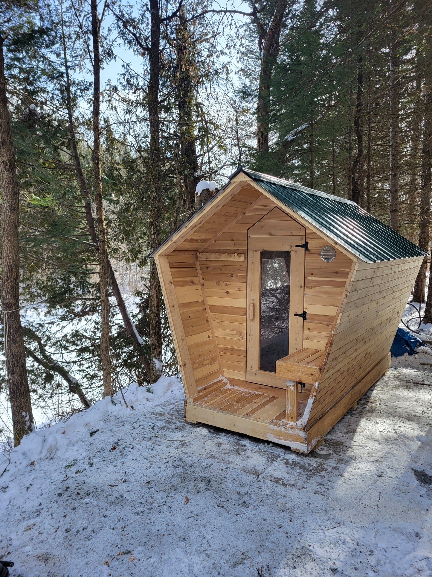 10' birdhouse sauna