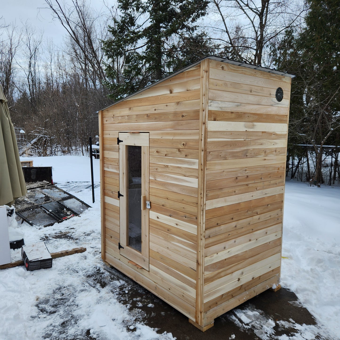4' x 6' outdoor sauna kit