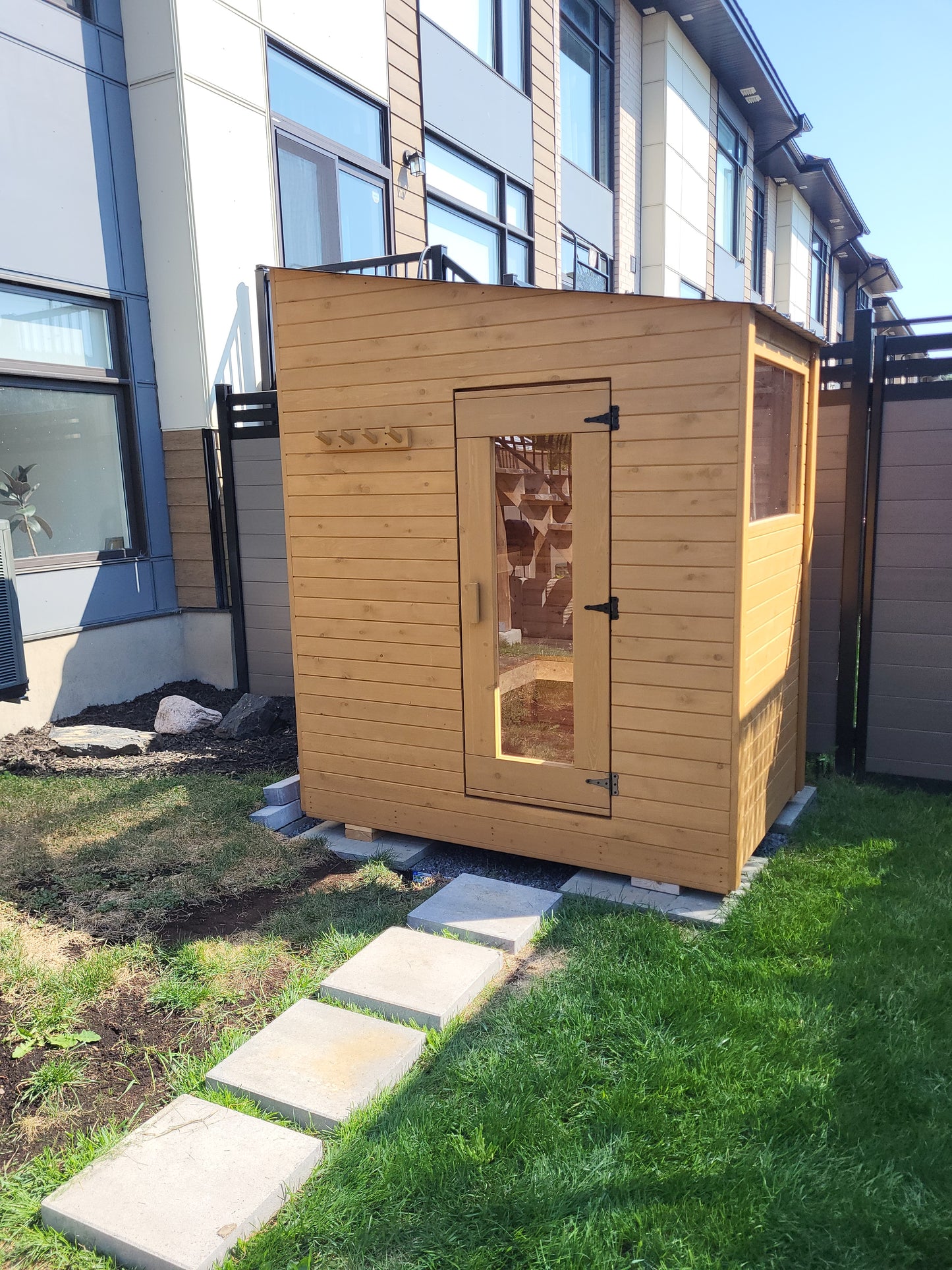 4' x 6' outdoor sauna kit