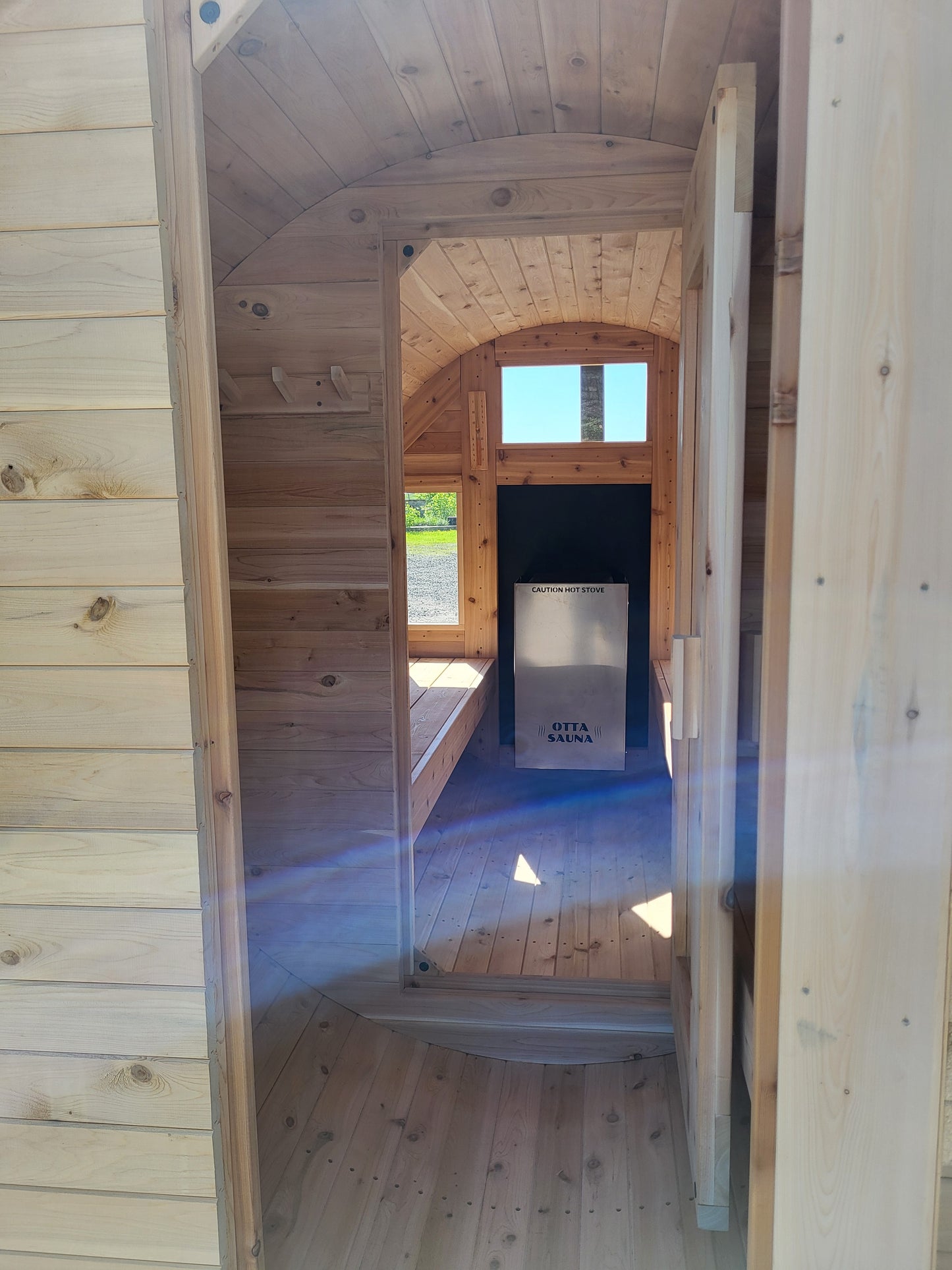 10' barrel sauna with changing room