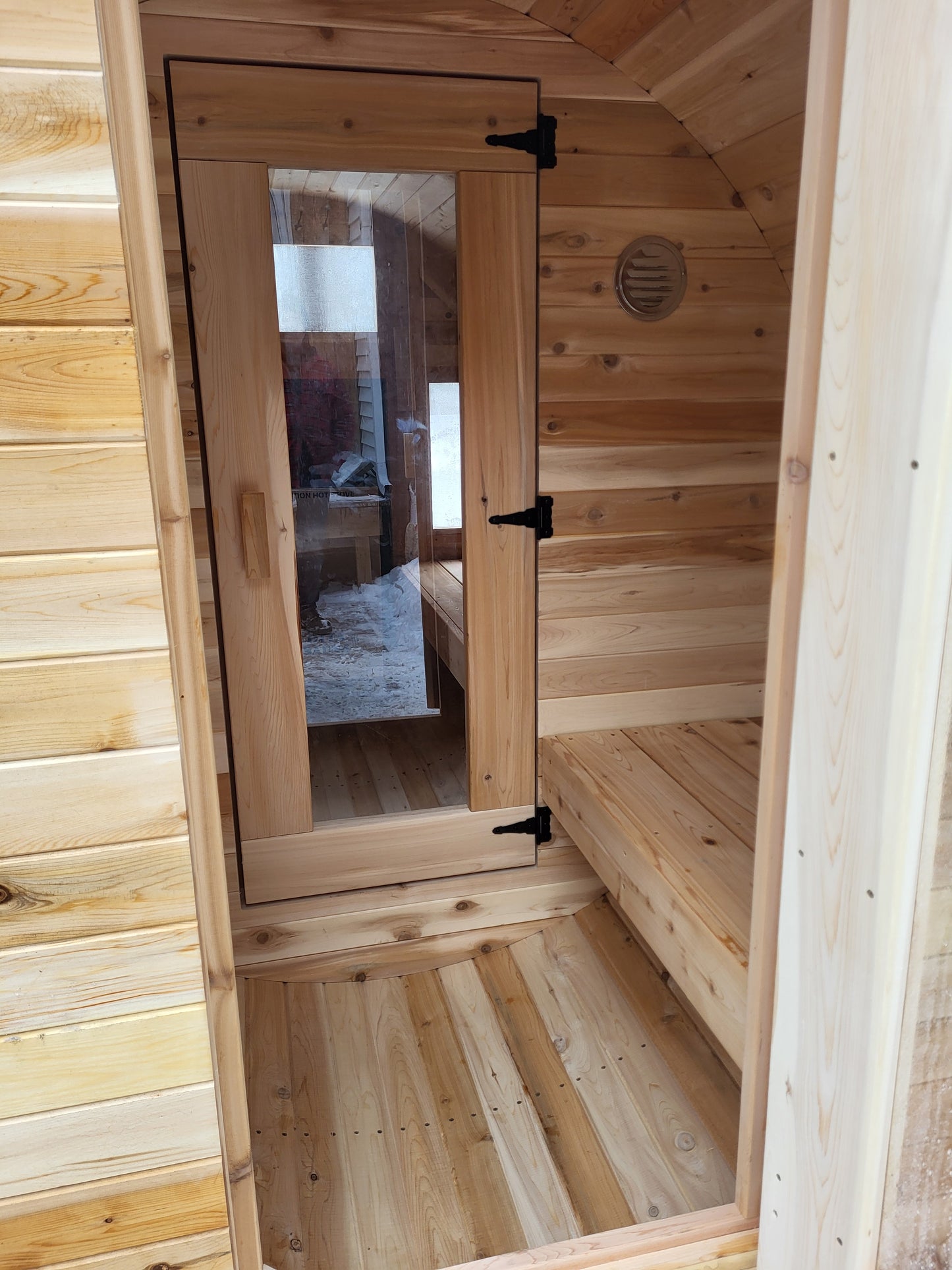 12' barrel sauna with changing room